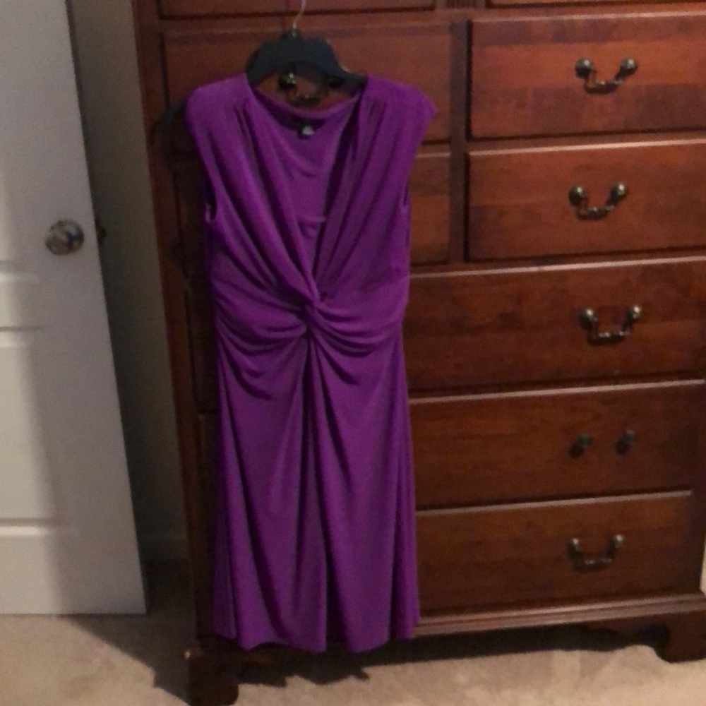 Sleeveless dress